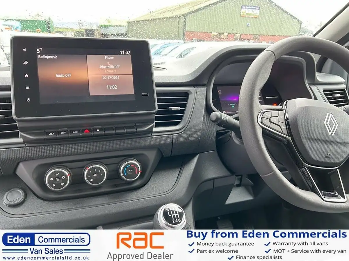 2024-renault-trafic-20dci-ll30-130-advance-panel-big-19