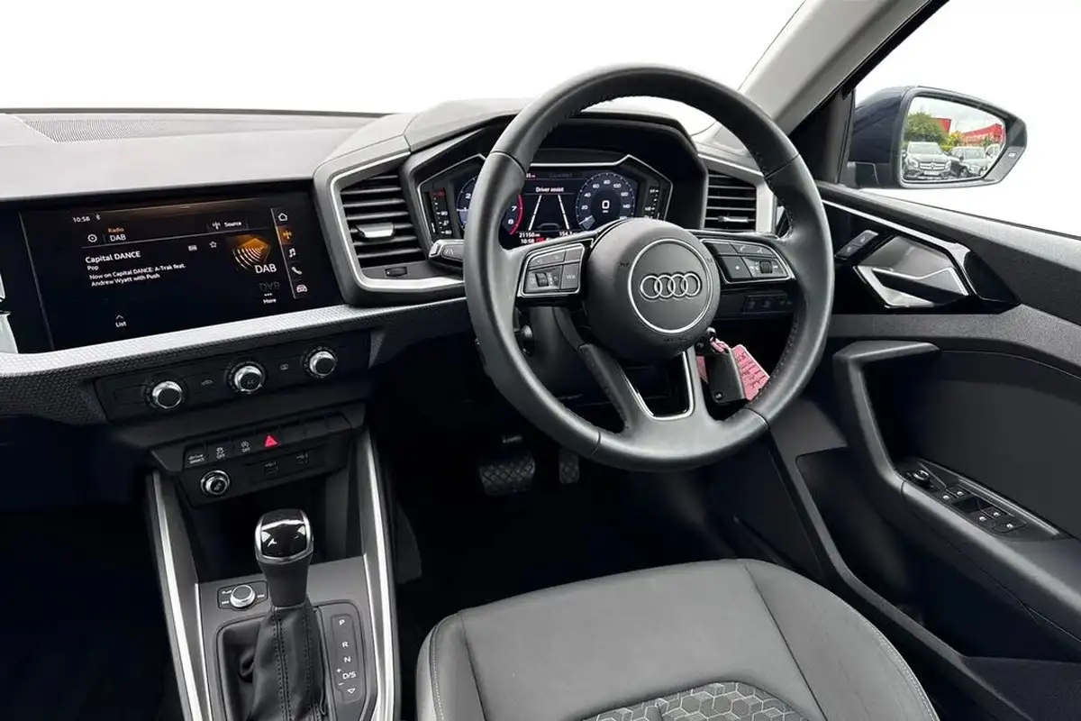 2020-audi-a1-10-30-tfsi-sport-116ps-s-tronic-big-17