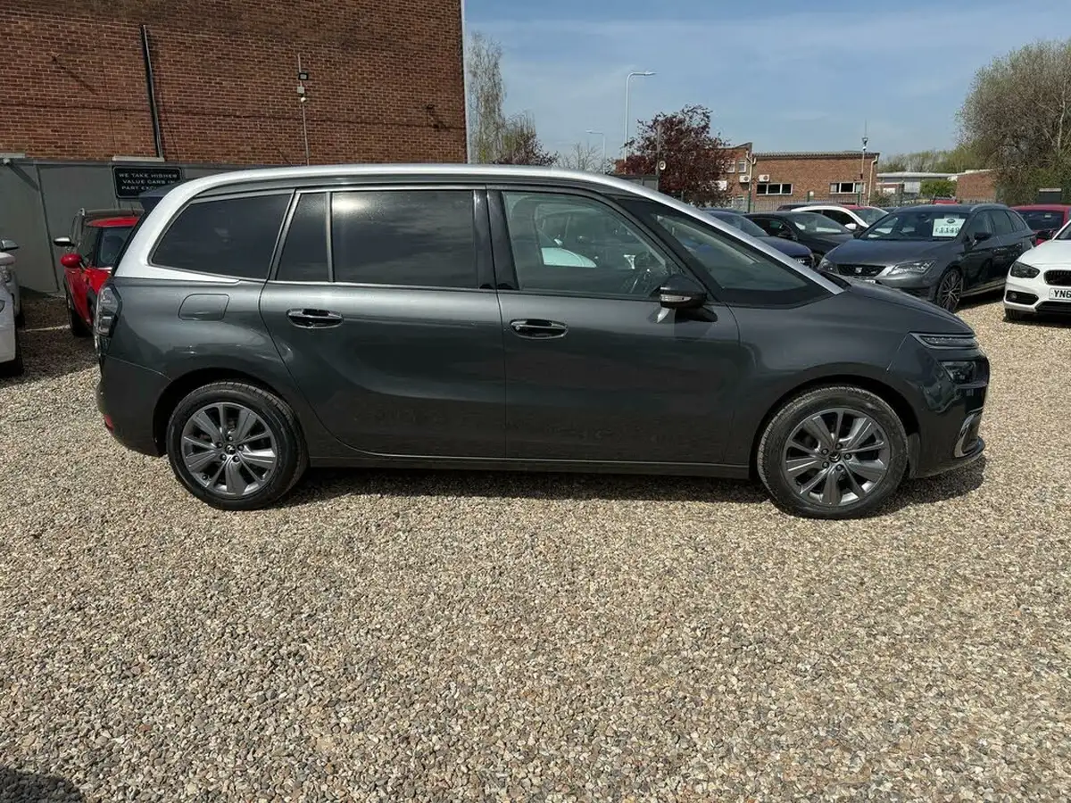 2016-citroen-grand-c4-picasso-16bluehdi-flair-eat6-big-9