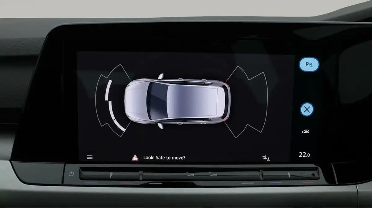 2022-volkswagen-golf-15-tsi-life-130ps-hatchback-big-26