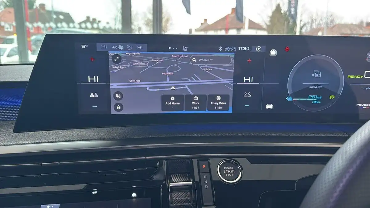 2024-peugeot-5008-suv-big-18