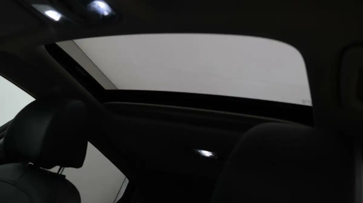2023-hyundai-kona-e-ultimate-204ps-64kwh-105kw-obc-big-24