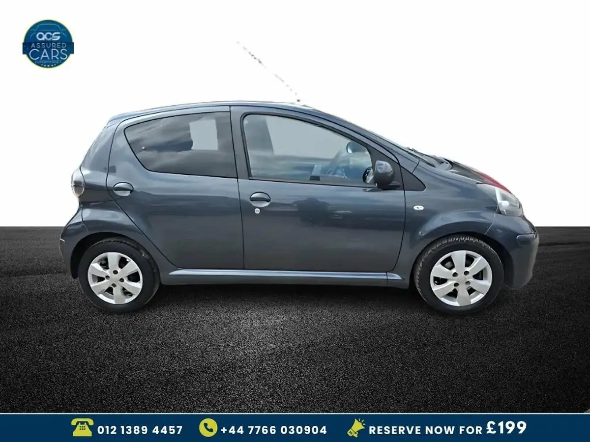2011-toyota-aygo-10-aygo-go-vvt-i-5d-big-8
