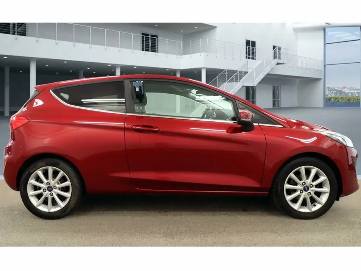 2018-ford-fiesta-10t-titanium-125ps-3d-big-3