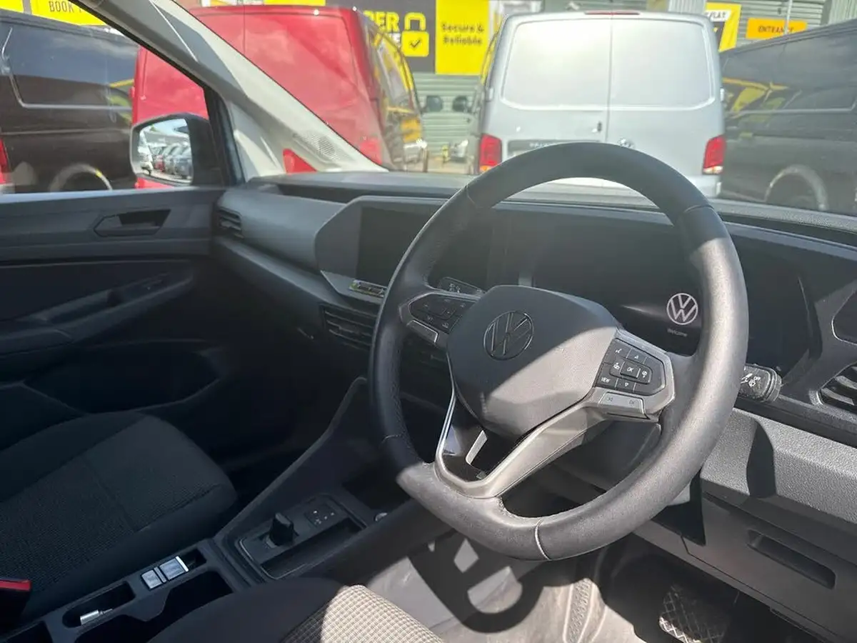 2024-volkswagen-caddy-20tdi-c20-cargo-commerce-pro-122pseu6d-dsg-big-5