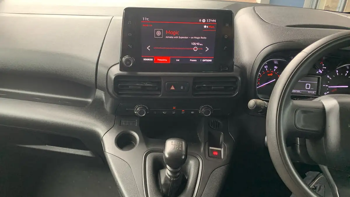 2022-citroen-berlingo-15bluehdi-1000-enterprise-pro-100pseu6d-big-9