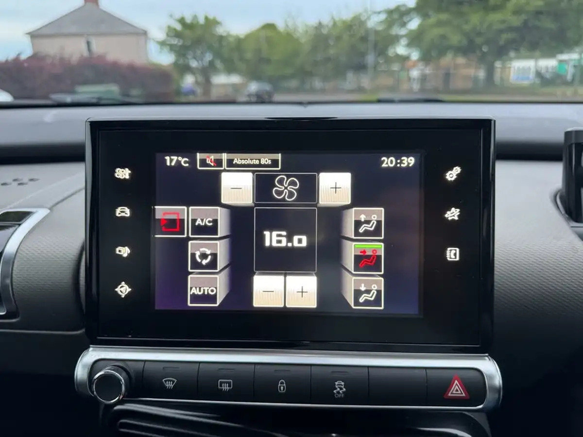 2017-citroen-c4-cactus-12-puretech-flair-82ps-big-25