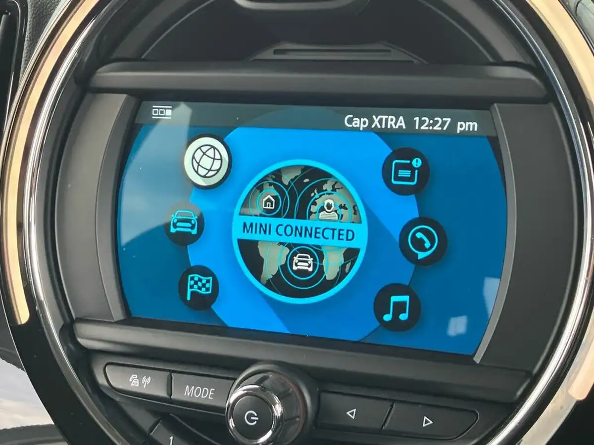 2020-mini-countryman-15-cooper-classic-big-44