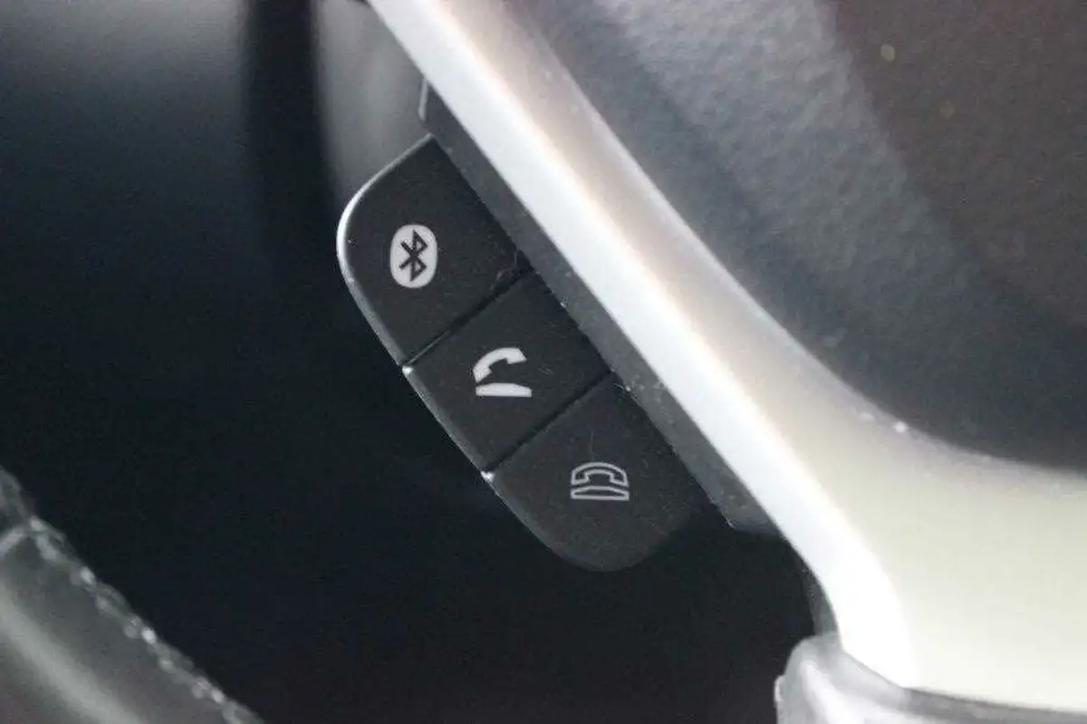 2017-suzuki-vitara-16-sz4-big-32