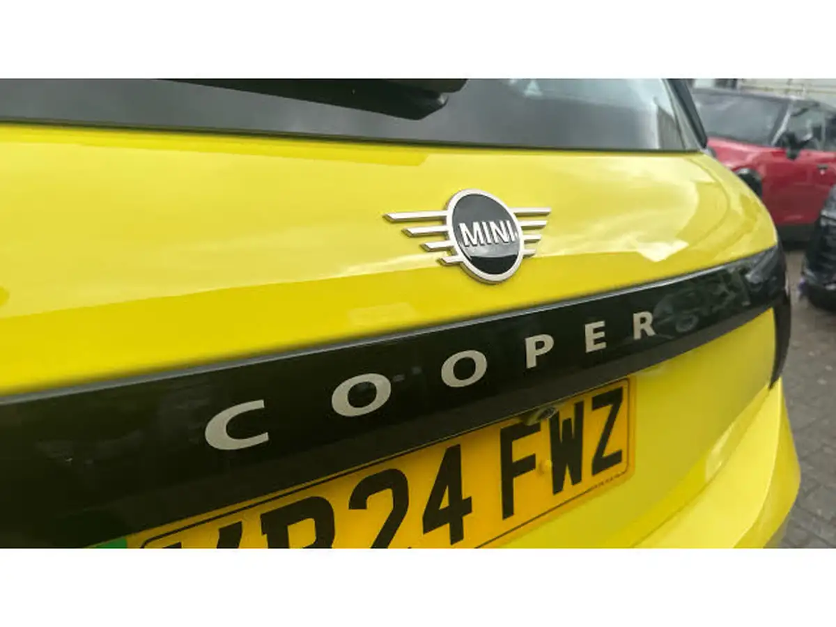 2024-mini-cooper-e-cooper-e-classic-big-33