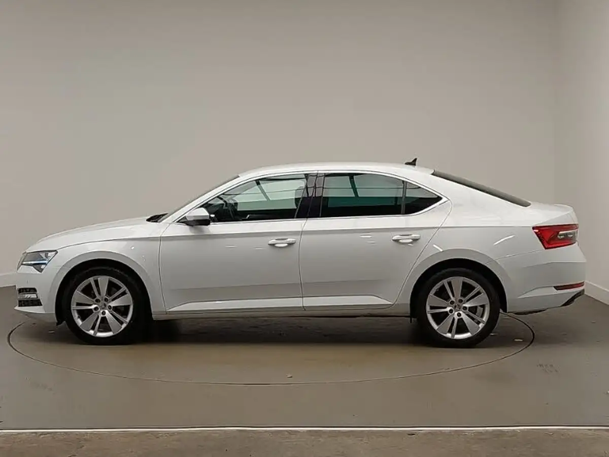 2019-skoda-superb-20-tsi-se-l-hatchback-big-3