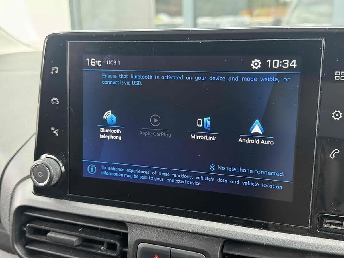 2019-peugeot-partner-15-bluehdi-1000-professional-100ps-eu6dt-panel-big-18
