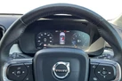 2018-volvo-xc40-15-t3-momentum-small-12