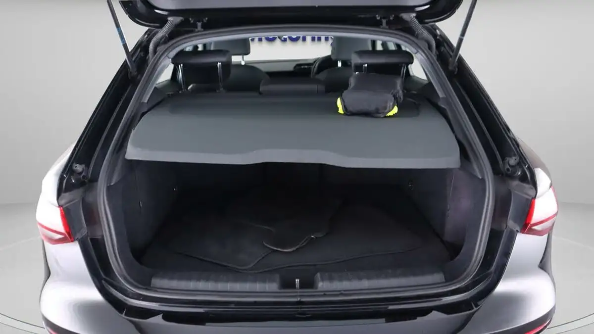 2021-audi-a3-10-30-tfsi-sportback-5d-s-tronic-big-16