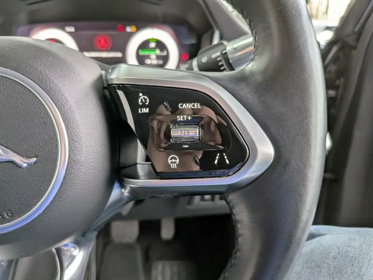 2020-jaguar-i-pace-ev400-s-big-29