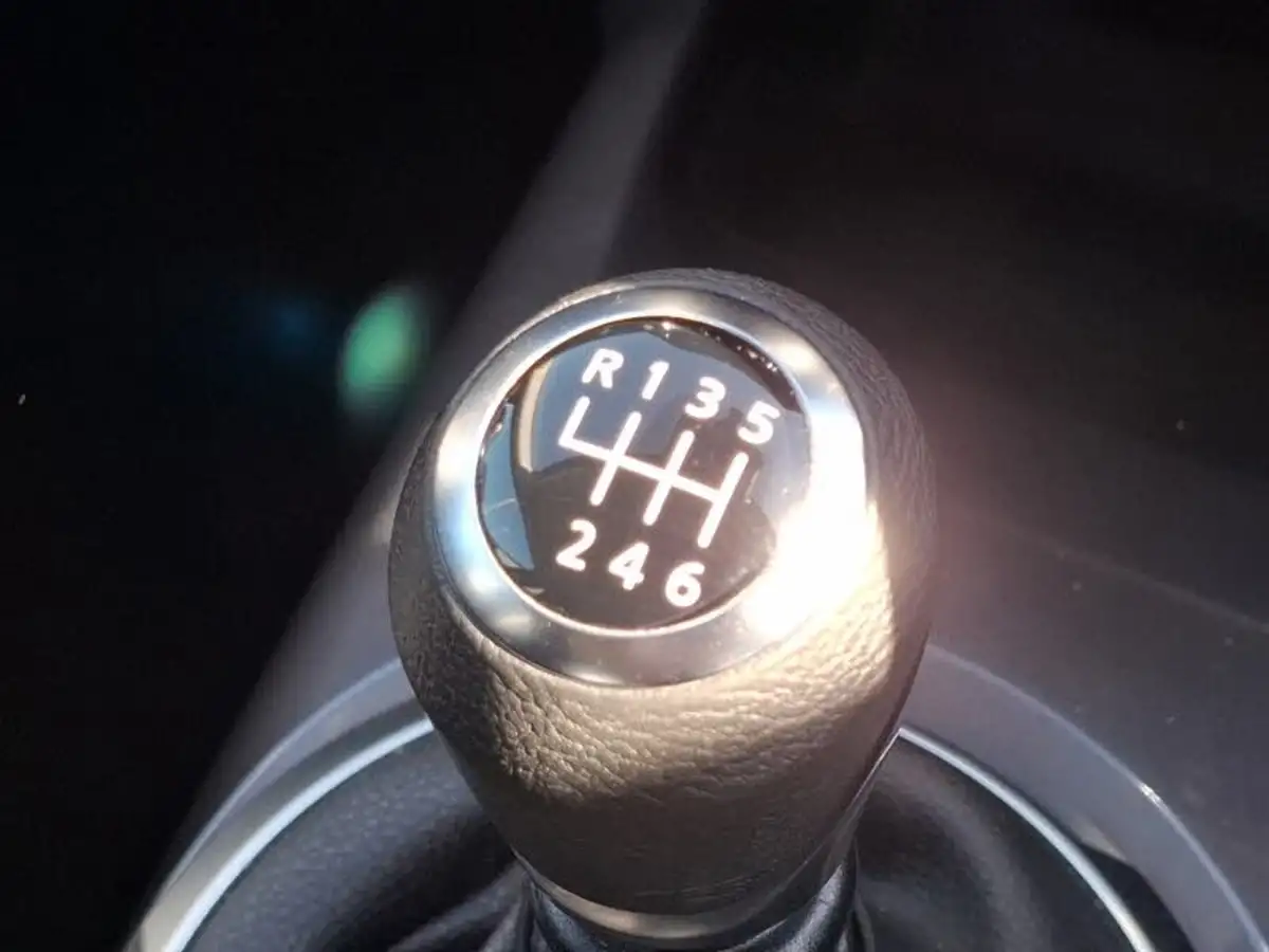 2022-nissan-juke-10-dig-t-acenta-big-16