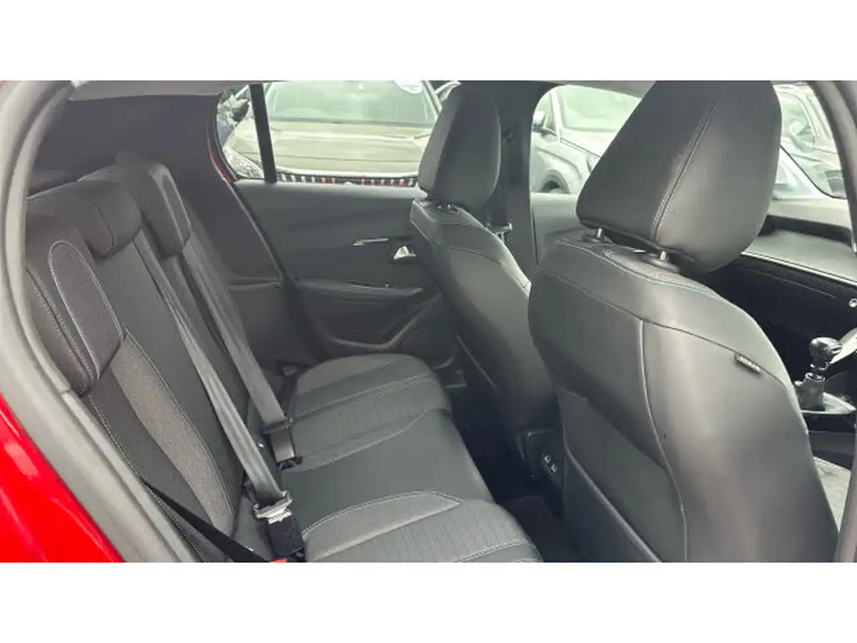 2021-peugeot-208-12-puretech-allure-100bhp-big-15