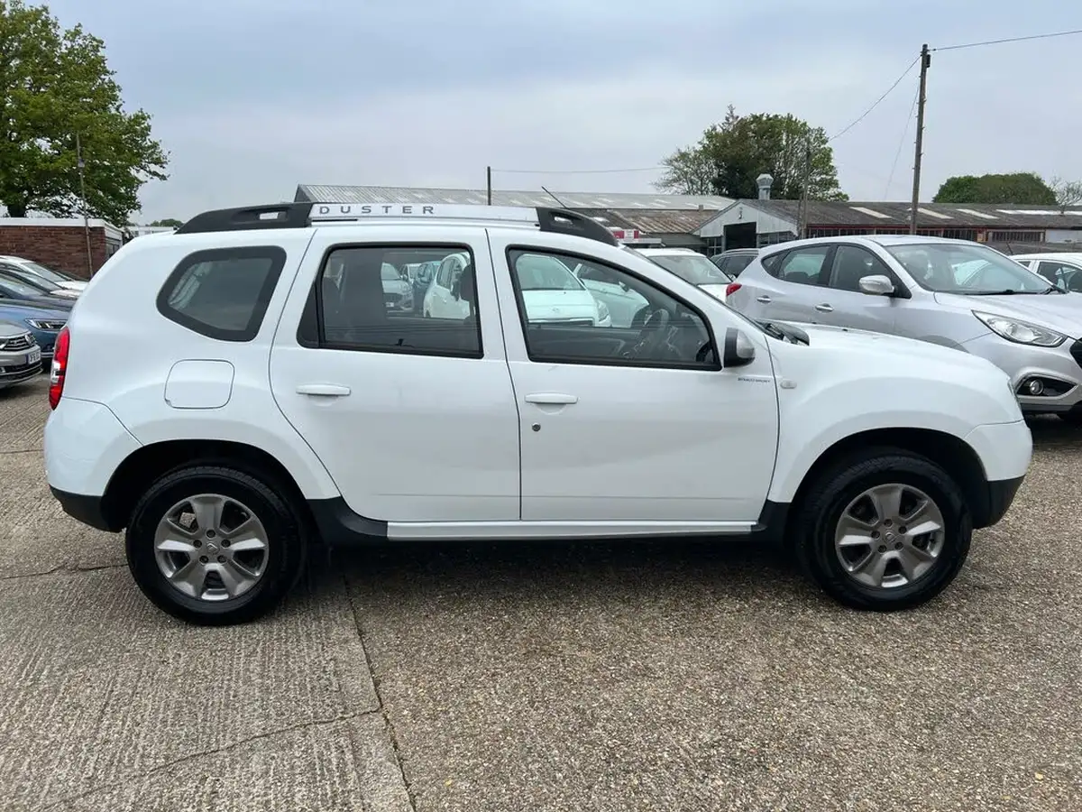 2018-dacia-duster-15dci-laureate-110bhp-ss-station-wagon-5d-big-7