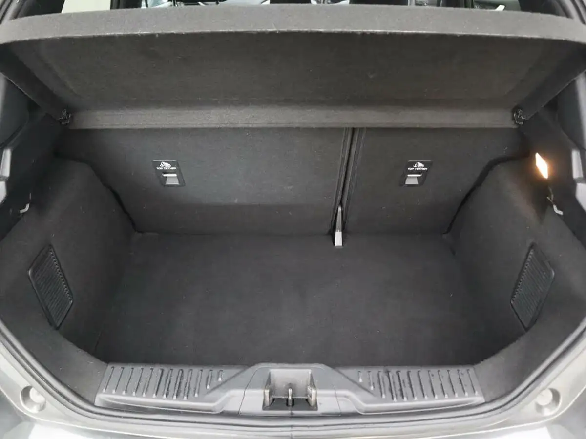 2022-ford-fiesta-10t-st-line-100ps-5d-big-8