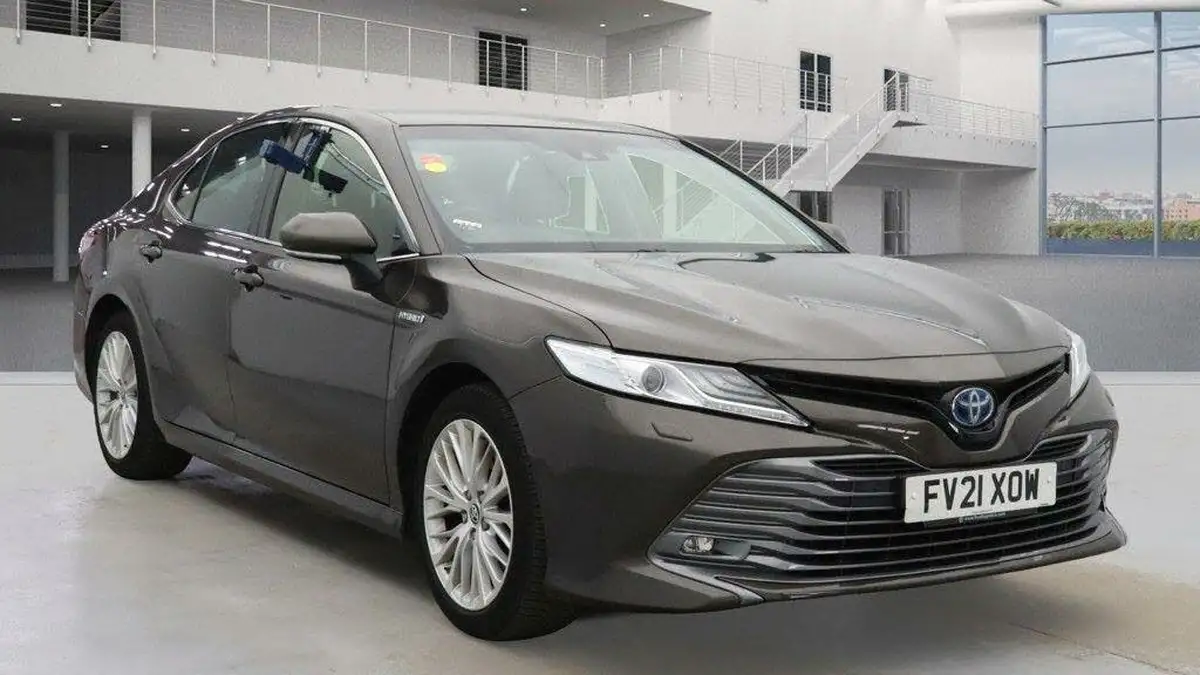2021-toyota-camry-25-vvt-i-excel-big-0