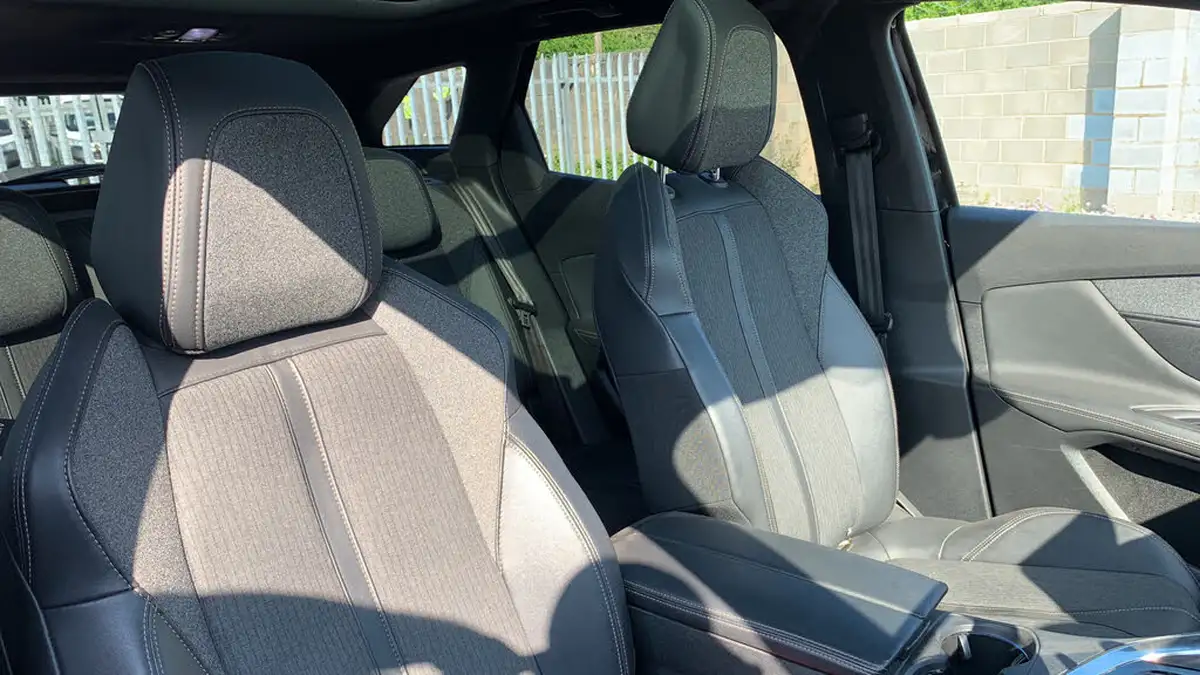 2019-peugeot-3008-suv-15-bluehdi-gt-line-premium-eat8-big-21