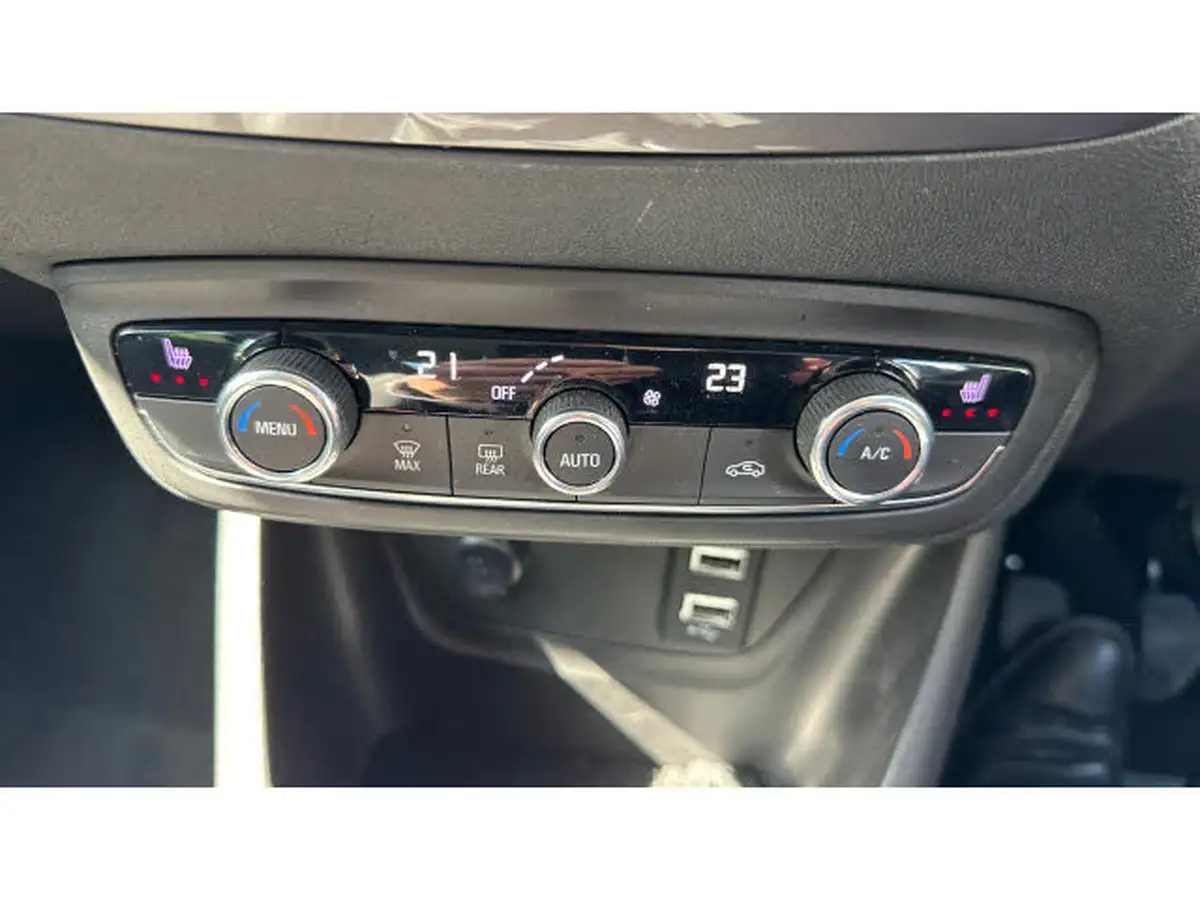2022-vauxhall-crossland-12-ultimate-130ps-big-23
