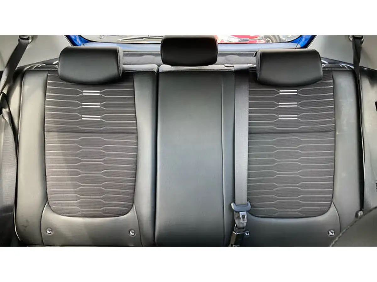 2024-kia-stonic-10-t-gdi-gt-line-s-98bhp-dct-big-14