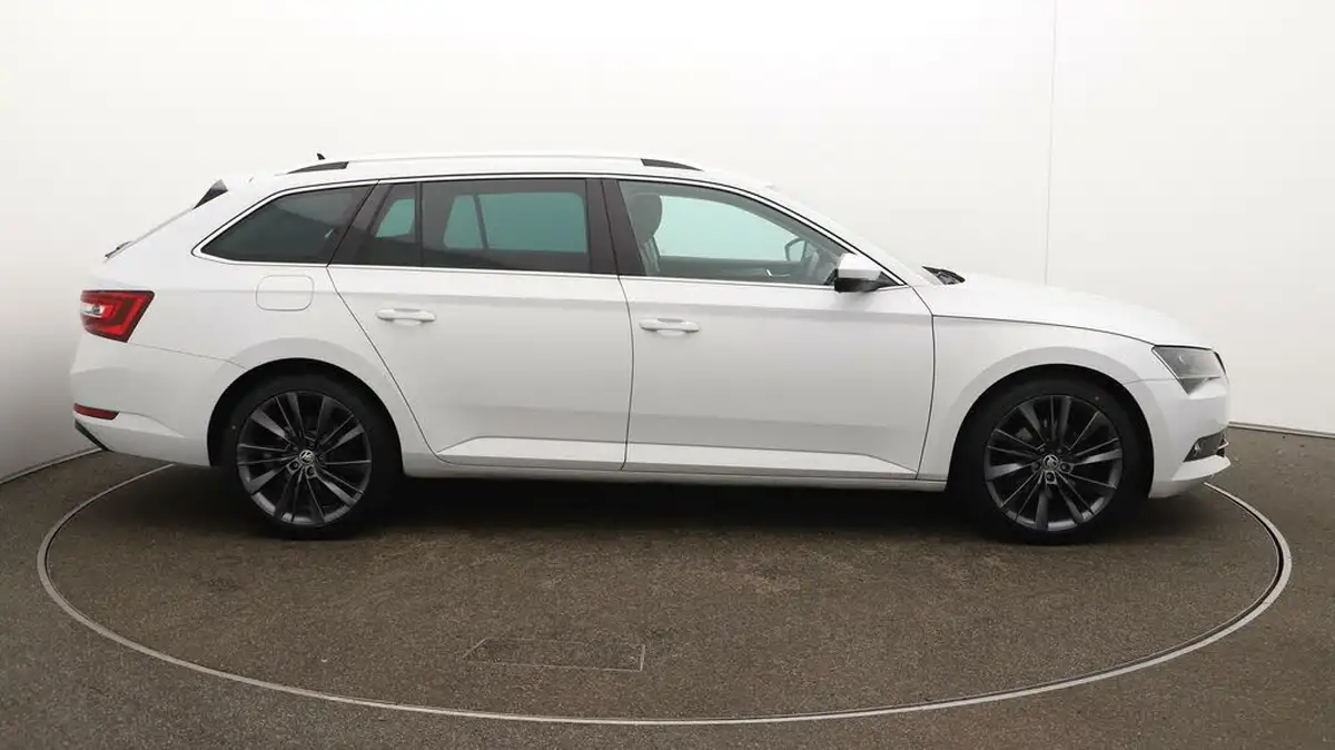 2018-skoda-superb-20tdi-scr-se-l-executive-190ps-estate-big-41