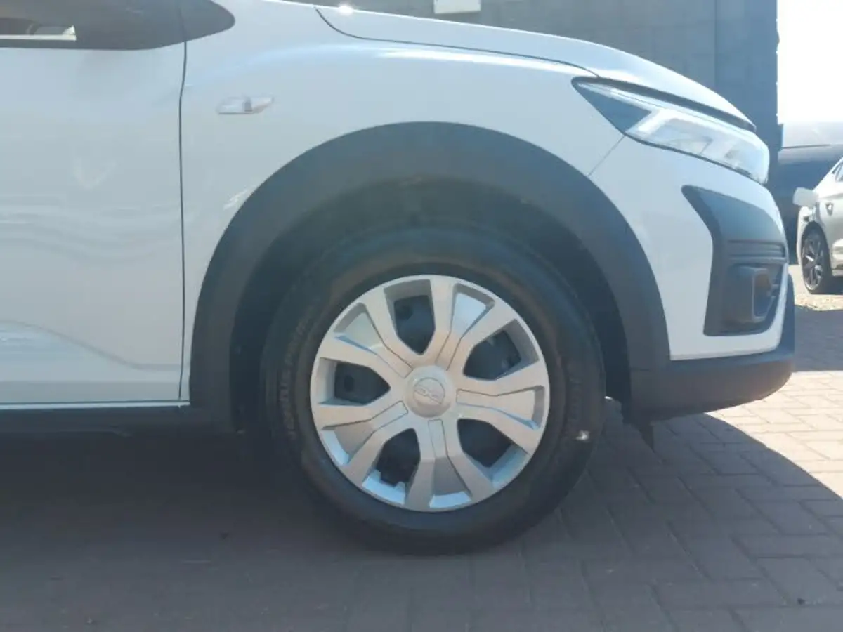 2023-dacia-jogger-10-tce-essential-big-13