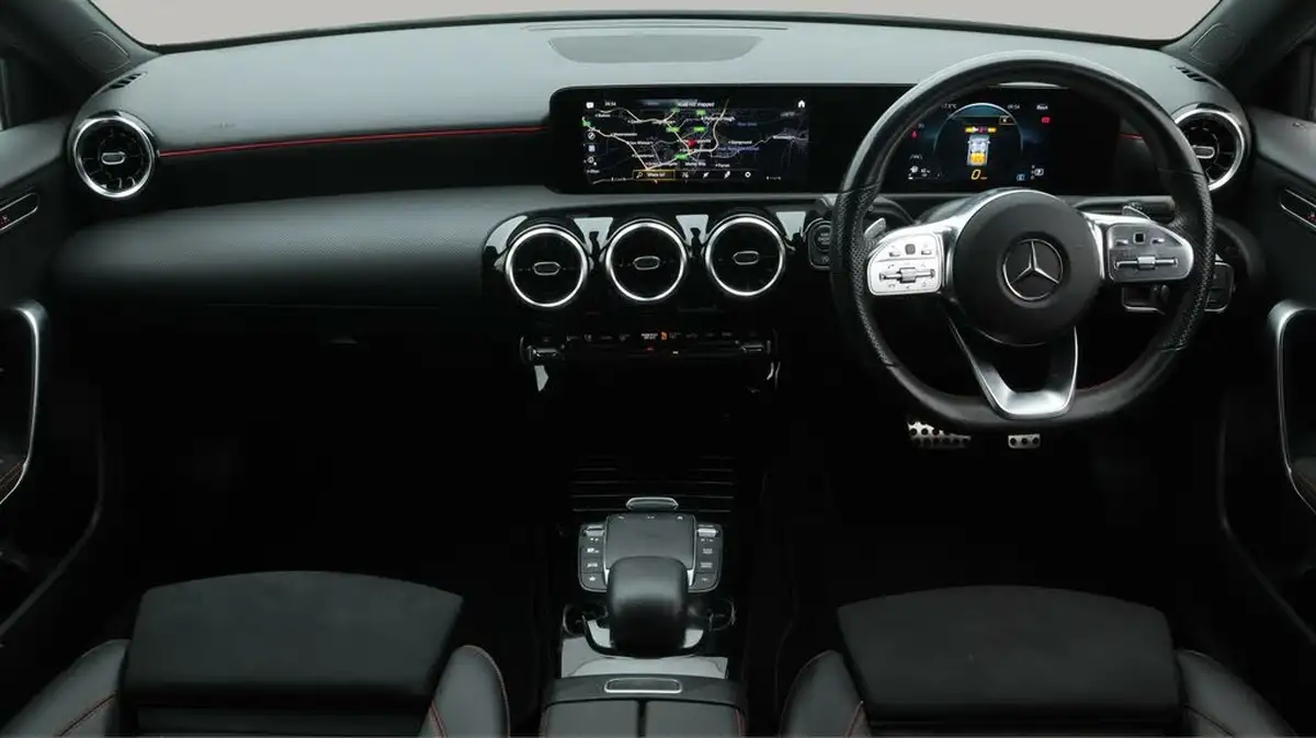 2021-mercedes-benz-a-class-20-a250-amg-line-executive-hatchback-5d-big-13