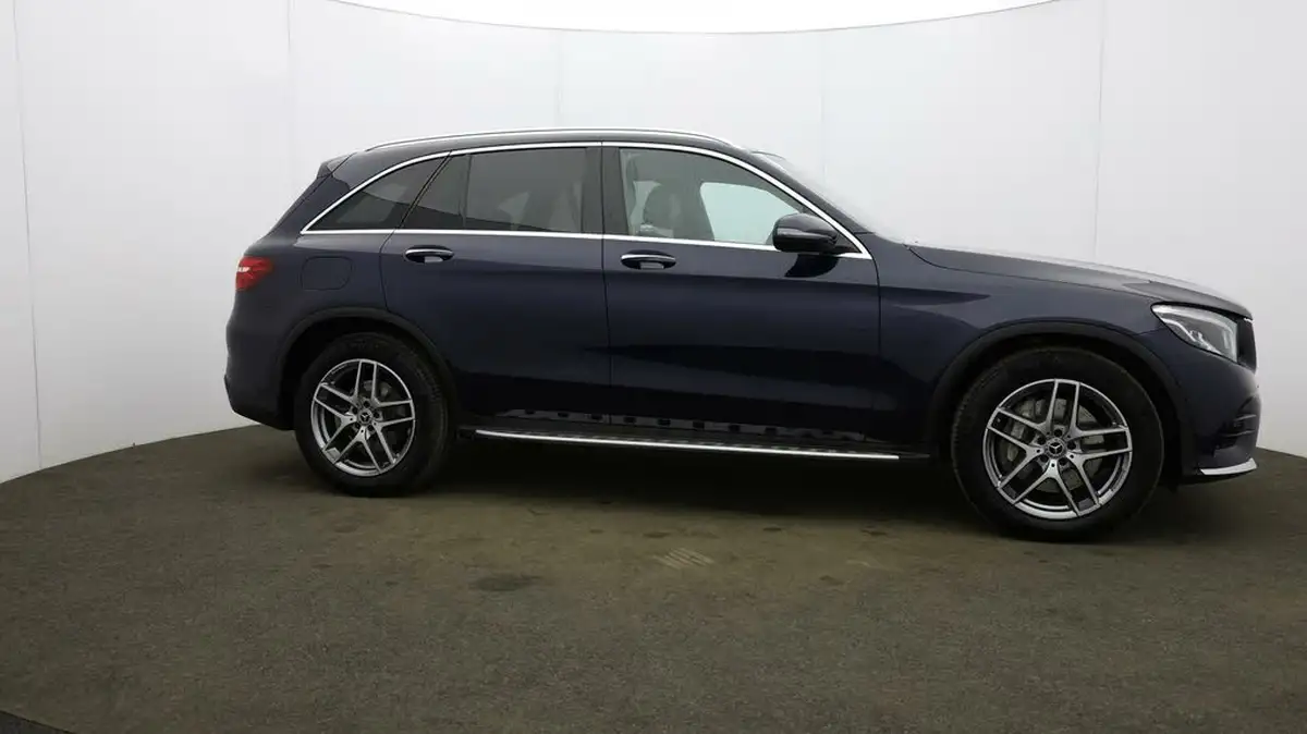 2018-mercedes-benz-glc-class-21d-glc220d-amg-line-premiumss-station-wagon-5d-big-52