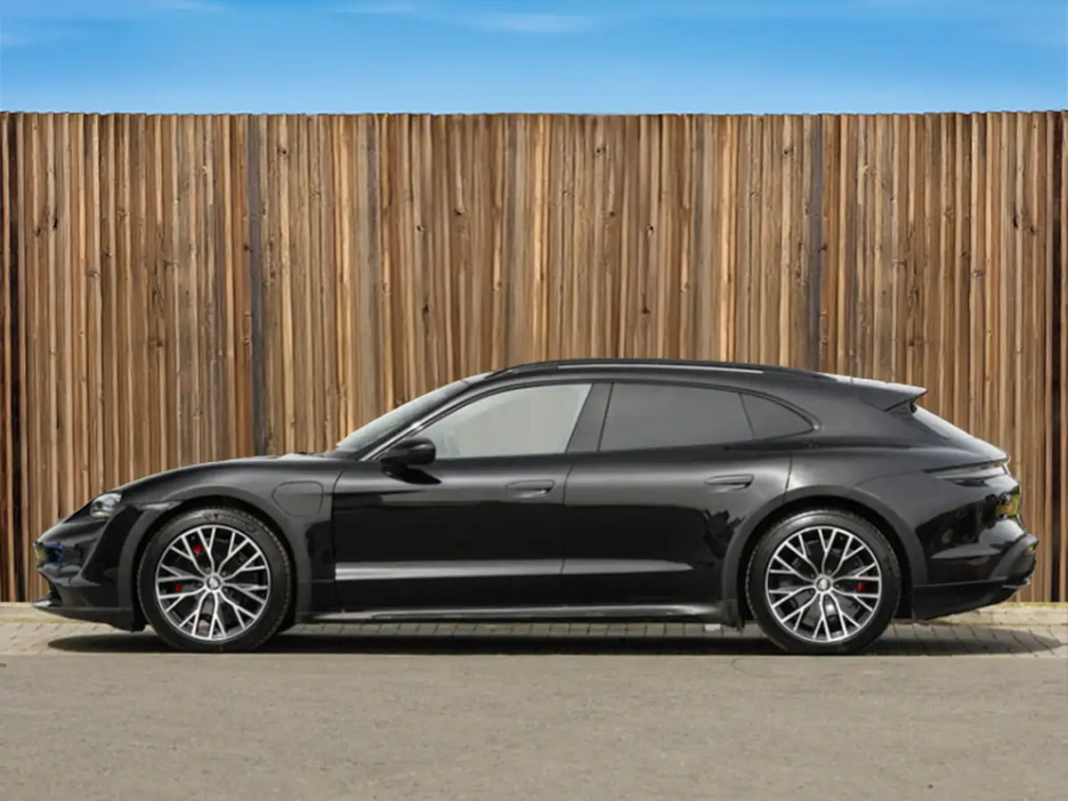 2020-porsche-macan-29-v6-gts-big-3