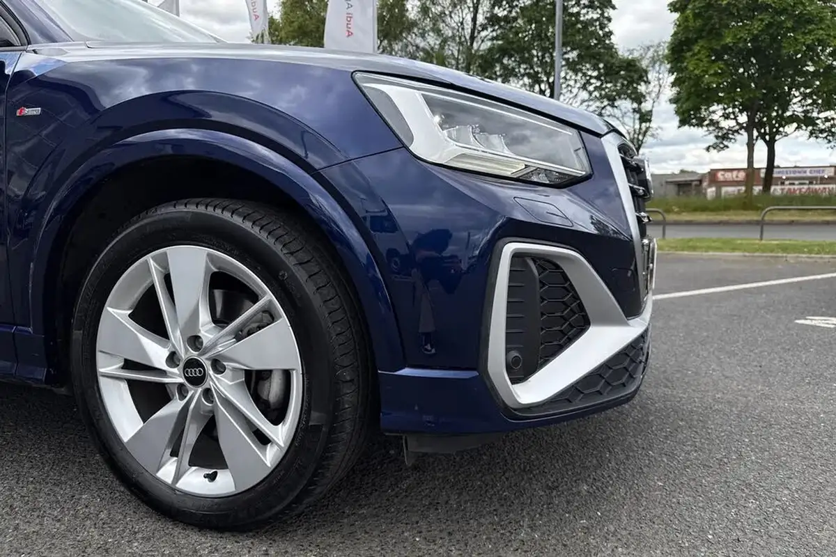 2022-audi-q2-20-35-tdi-s-line-big-56