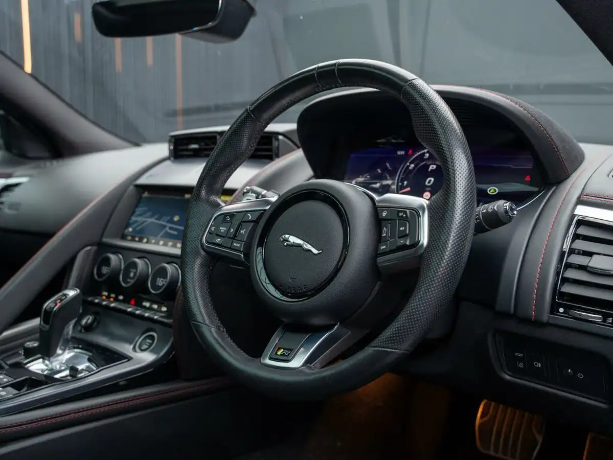 2020-jaguar-f-type-50-v8-sc-r-575ps-awd-coupe-big-37
