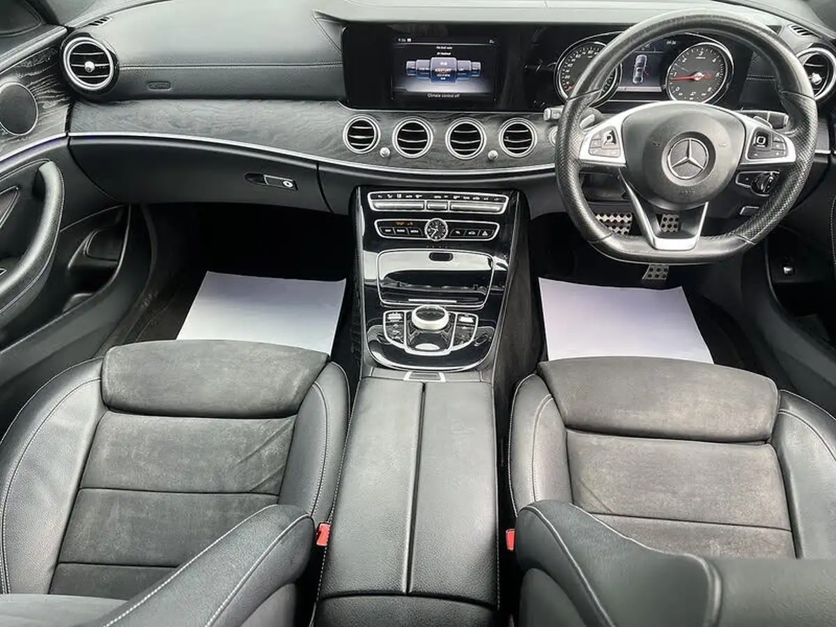 2016-mercedes-benz-e-class-20d-e220d-amg-line-ss-saloon-4d-big-13