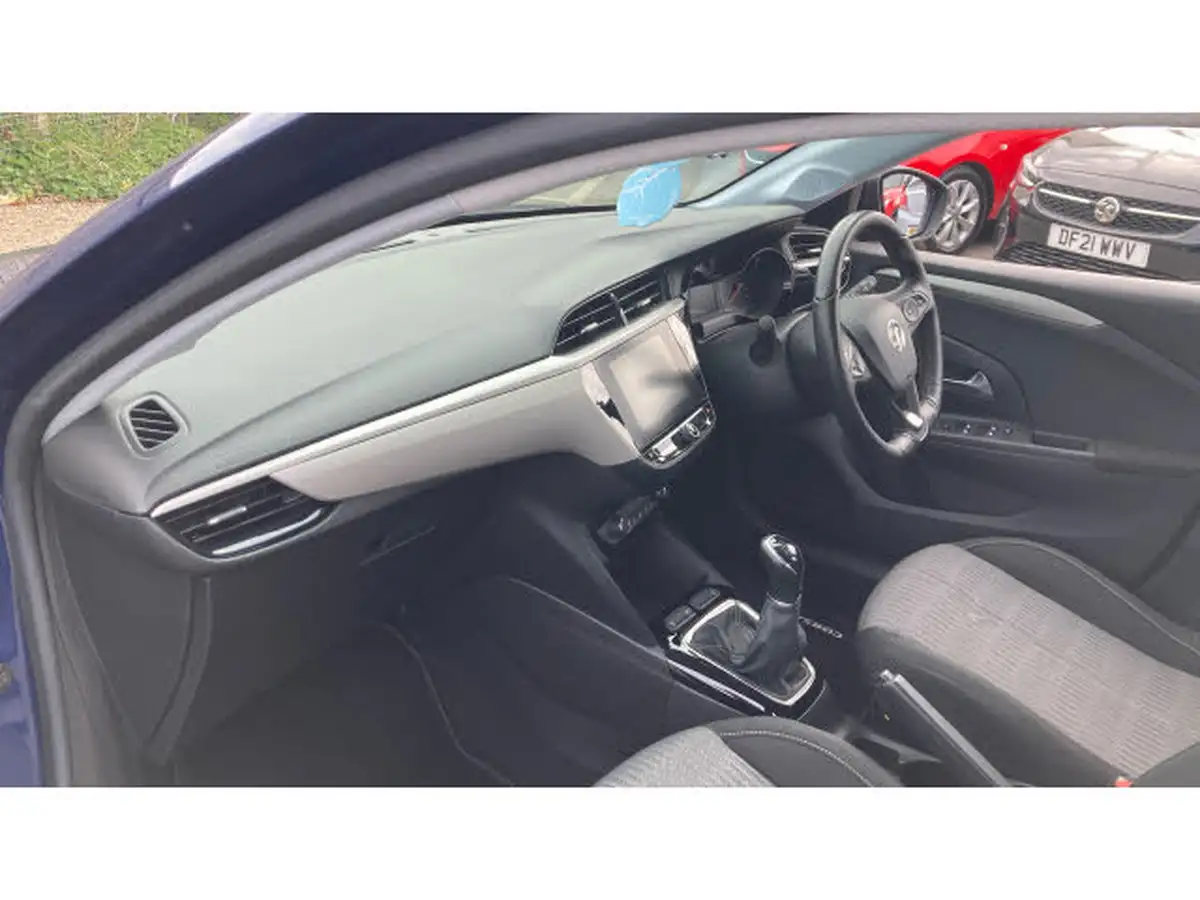 2021-vauxhall-corsa-12i-se-big-8