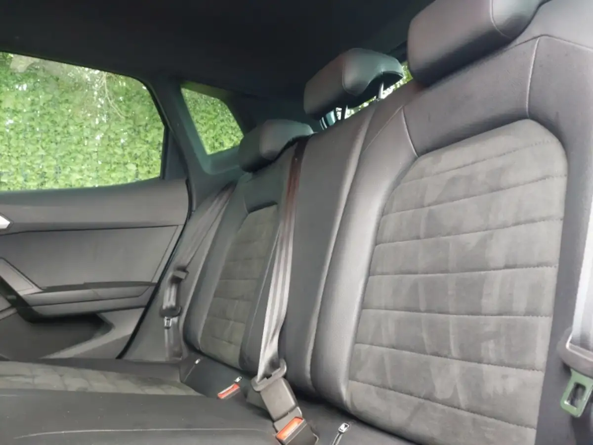 2022-peugeot-308-12-puretech-allure-premium-eat8-big-5