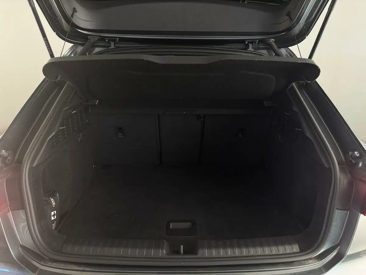 2021-audi-a3-15-35-tfsi-s-line-sportback-5d-big-36