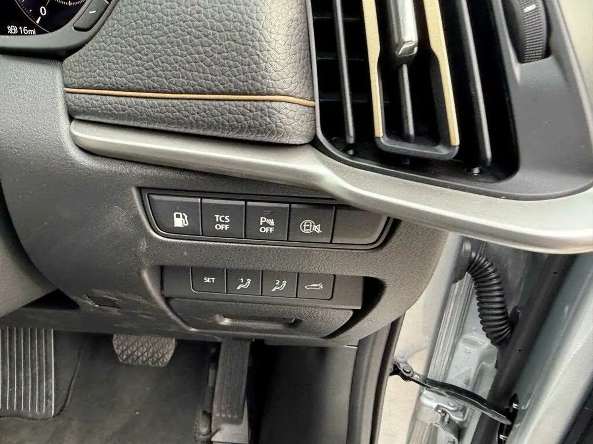 2025-mazda-cx-60-25-e-skyactiv-homura-convenience-driver-assistance-big-35