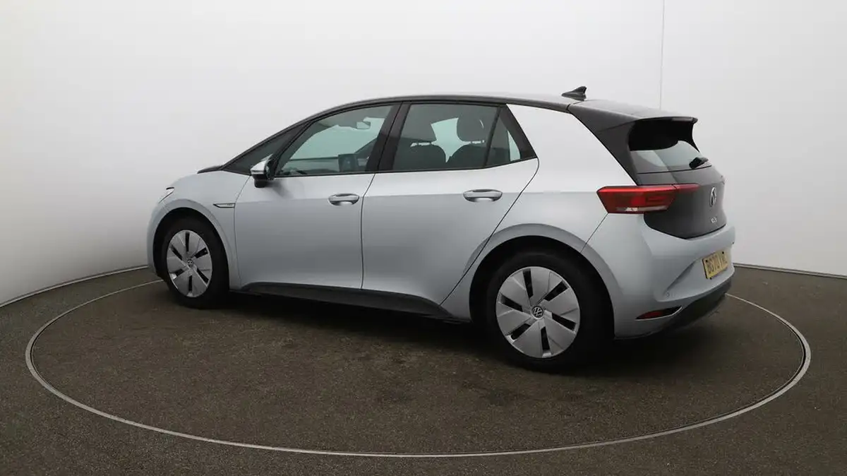 2020-volkswagen-id3-e-life-big-36