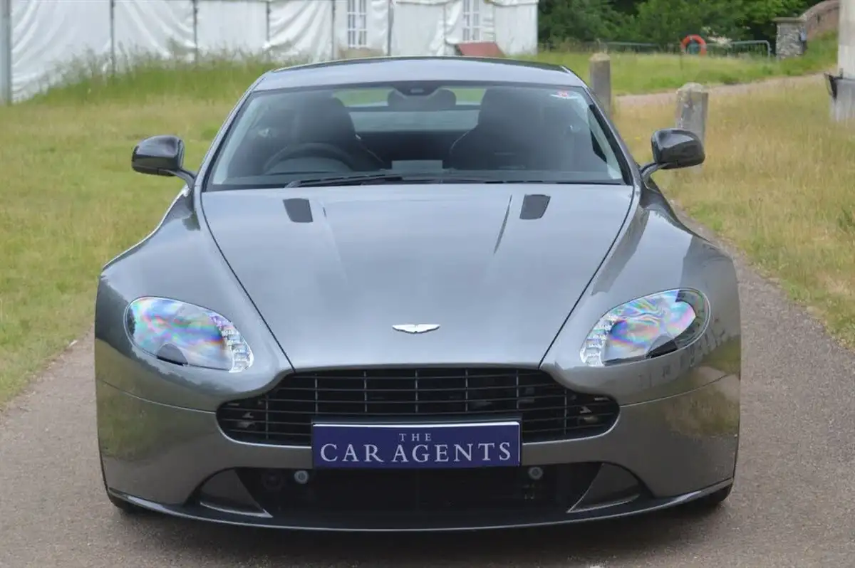 2017-aston-martin-vantage-47-v8-vantage-s-coupe-big-2