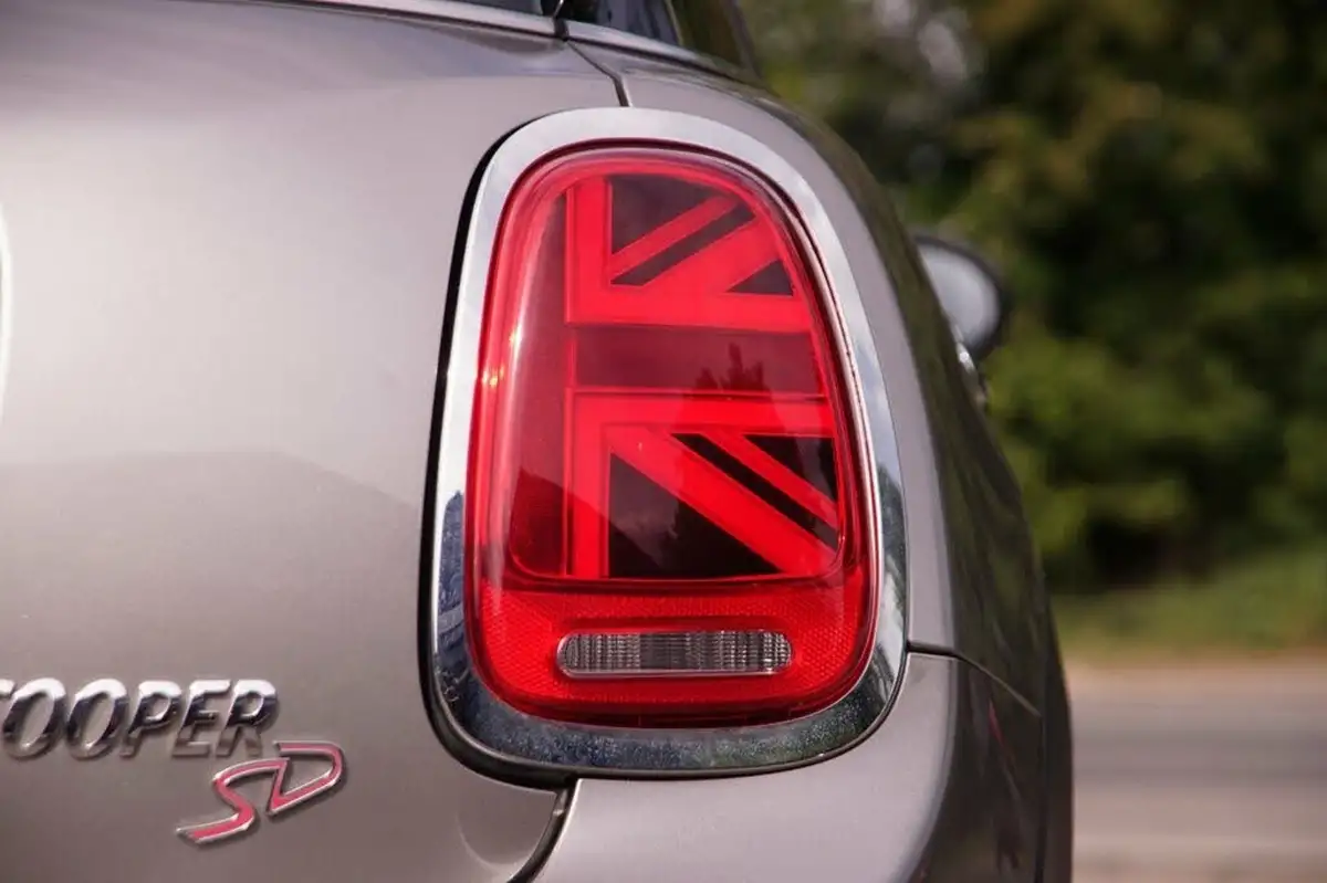 2016-mini-cooper-20td-cooper-sd-170bhp-ss-hatchback-5d-big-41