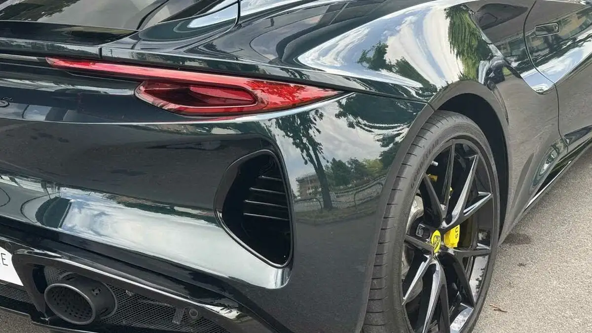 2023-lotus-emira-35-first-edition-v6-big-34