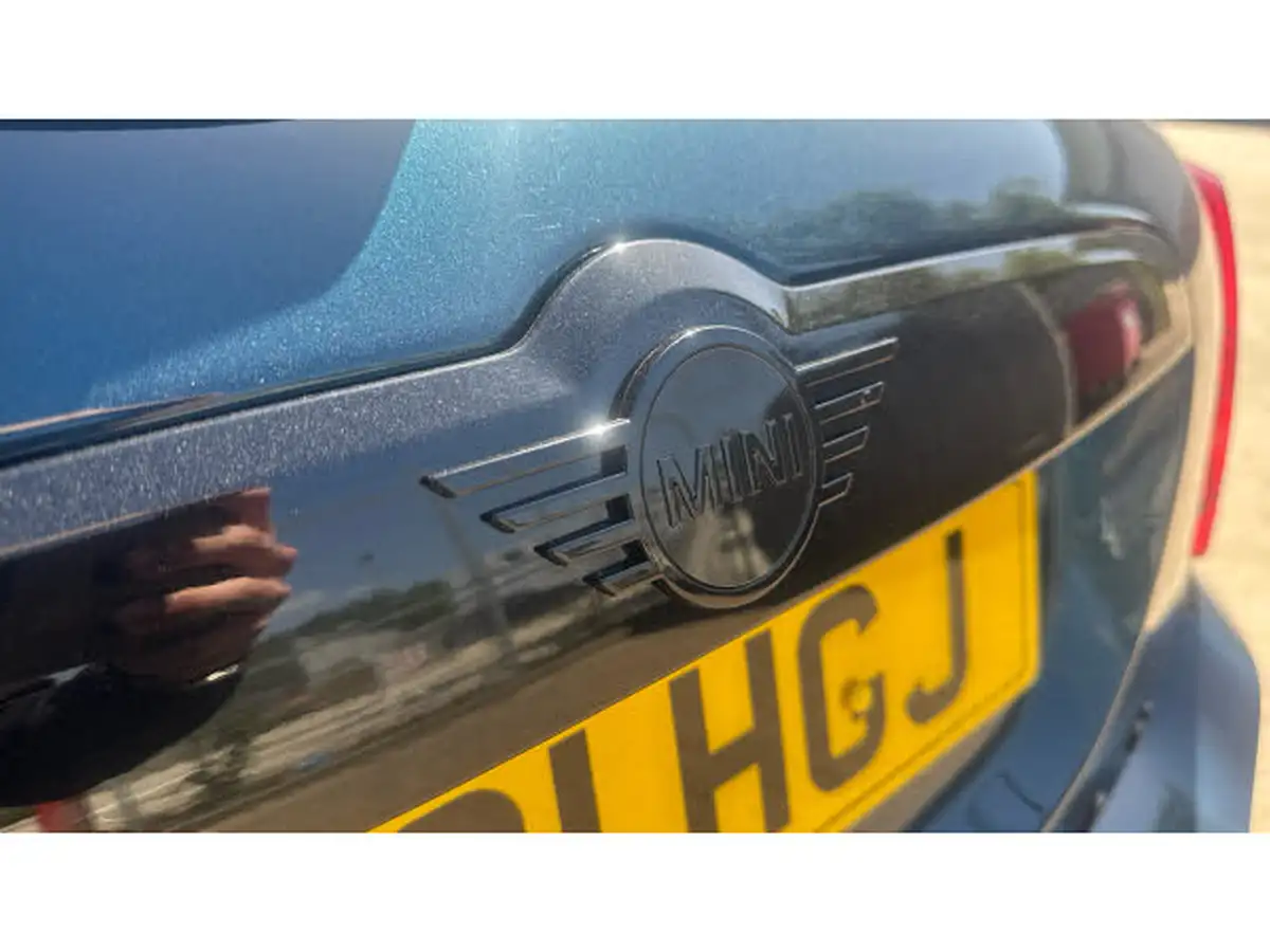 2021-mini-countryman-15-cooper-boardwalk-edition-big-32