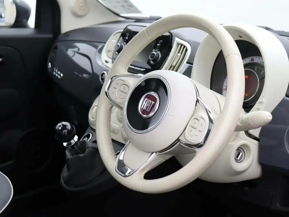 2018-fiat-500-12-lounge-big-18