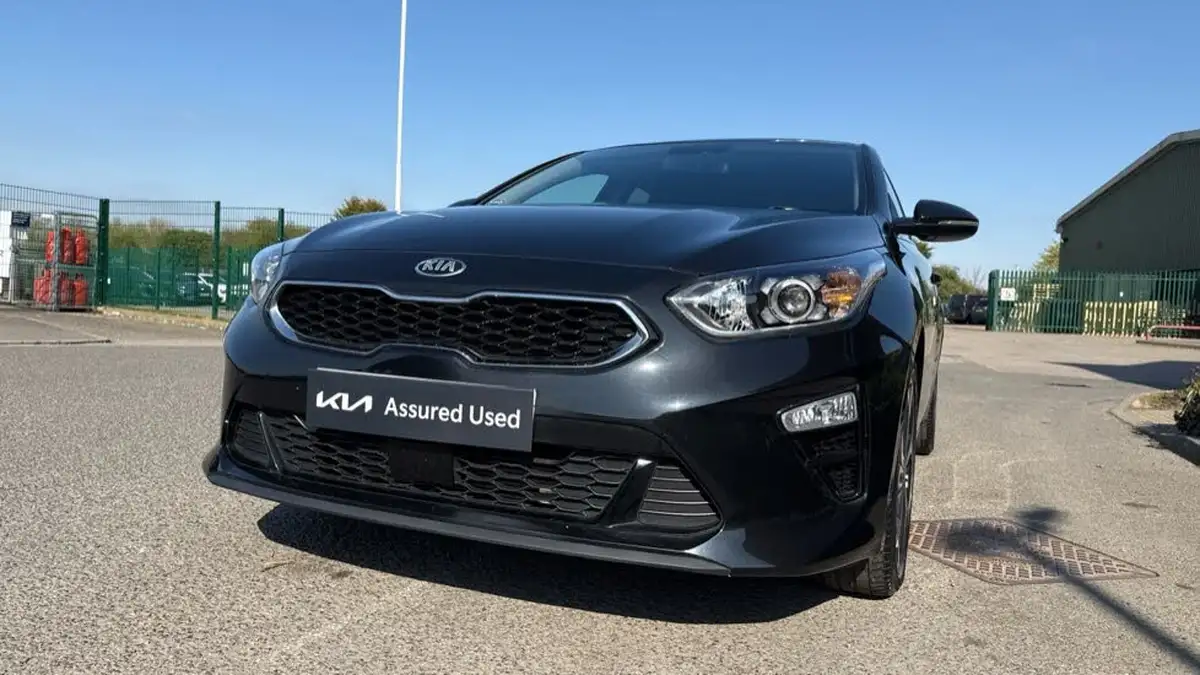 2019-kia-ceed-14-t-gdi-3-hatchback-big-12