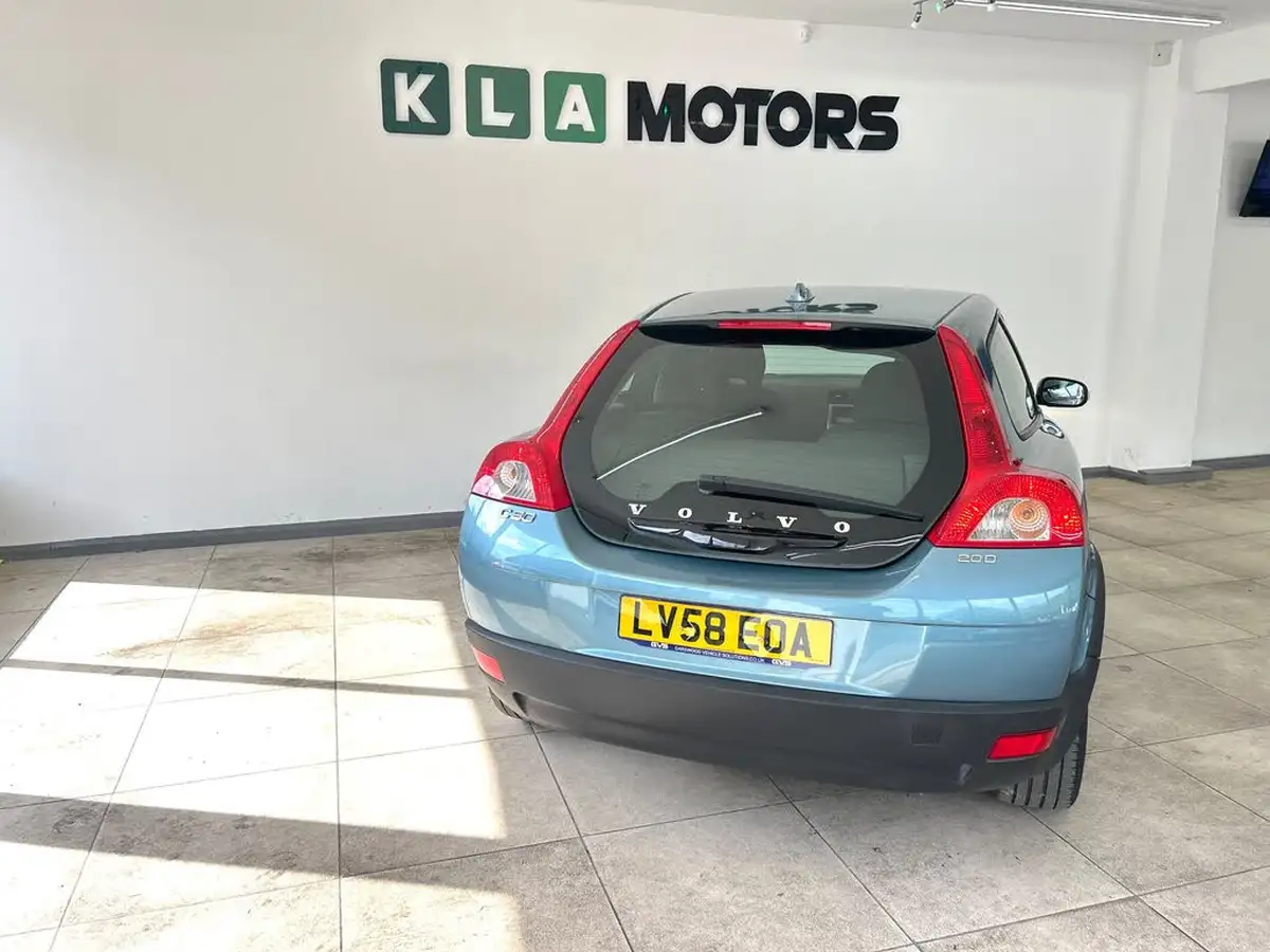 2008-volvo-c30-20td-se-powershift-big-3