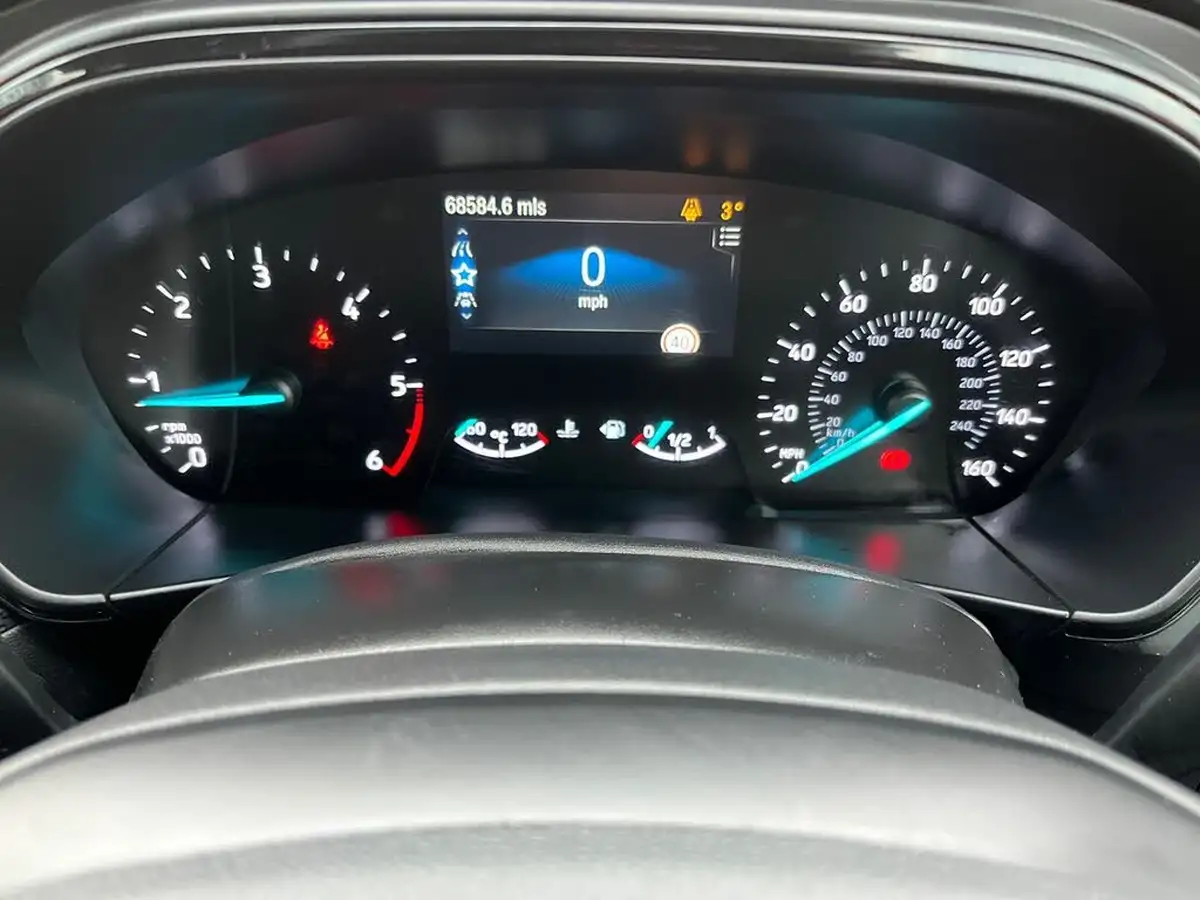2018-ford-focus-15-st-line-x-hatchback-big-31