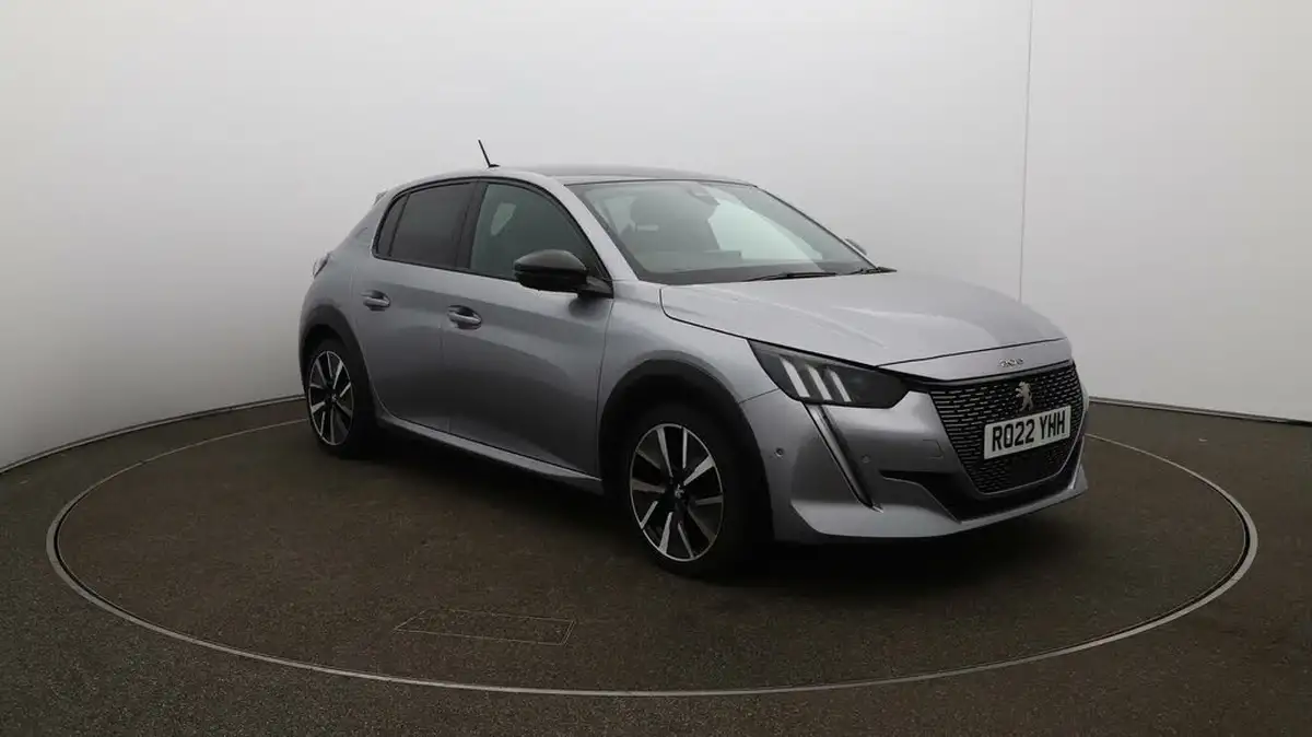 2022-peugeot-208-e-gt-136bhp-50kwh-big-40