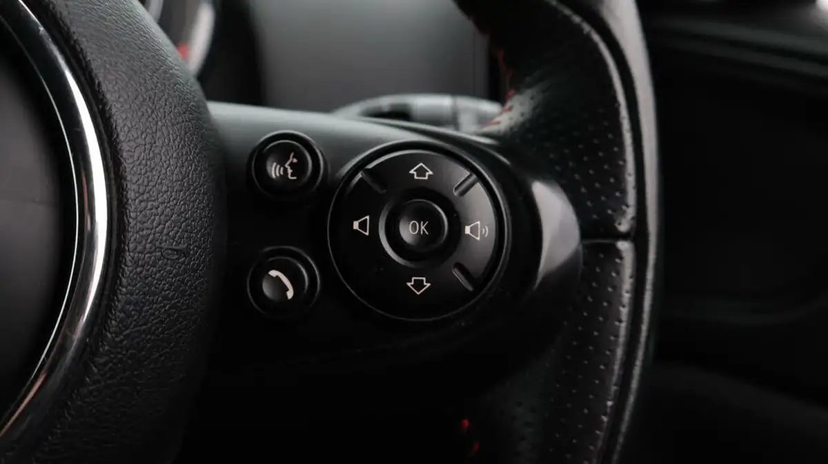2018-mini-countryman-15-cooper-s-e-phev-ss-big-25